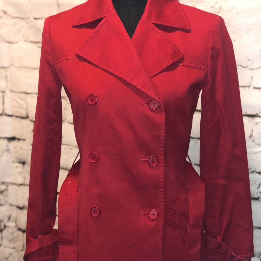 Woman’s Red Viva You jacket